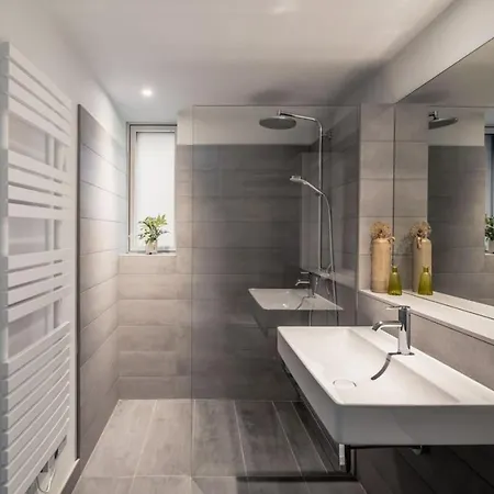 Tethera: Eco-luxury Passivhaus On Ullswater Villa